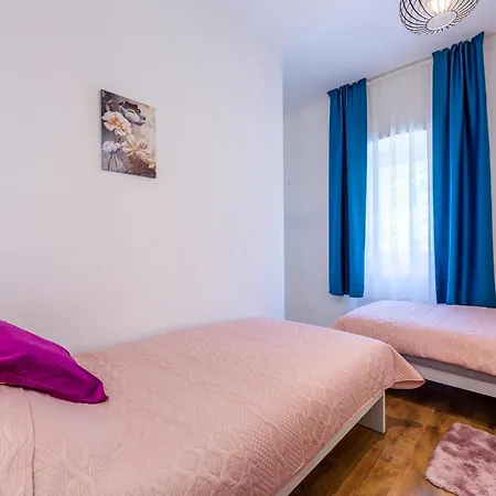 Casa de Férias Lovely In With Sauna *