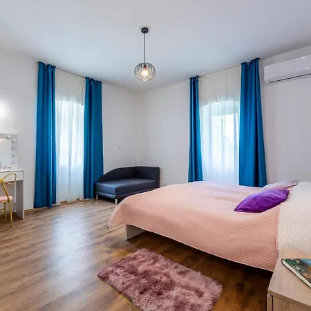 Lovely In With Sauna