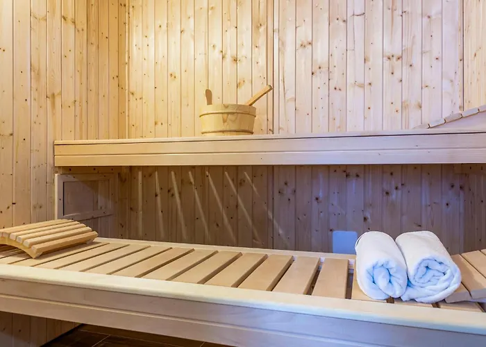 Casa vacanze Lovely In With Sauna *