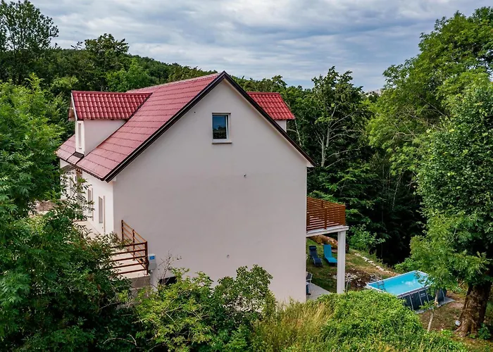 Casa vacanze Lovely In With Sauna