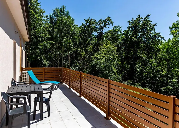 Casa vacanze Lovely In With Sauna *