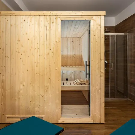 Lovely In With Sauna